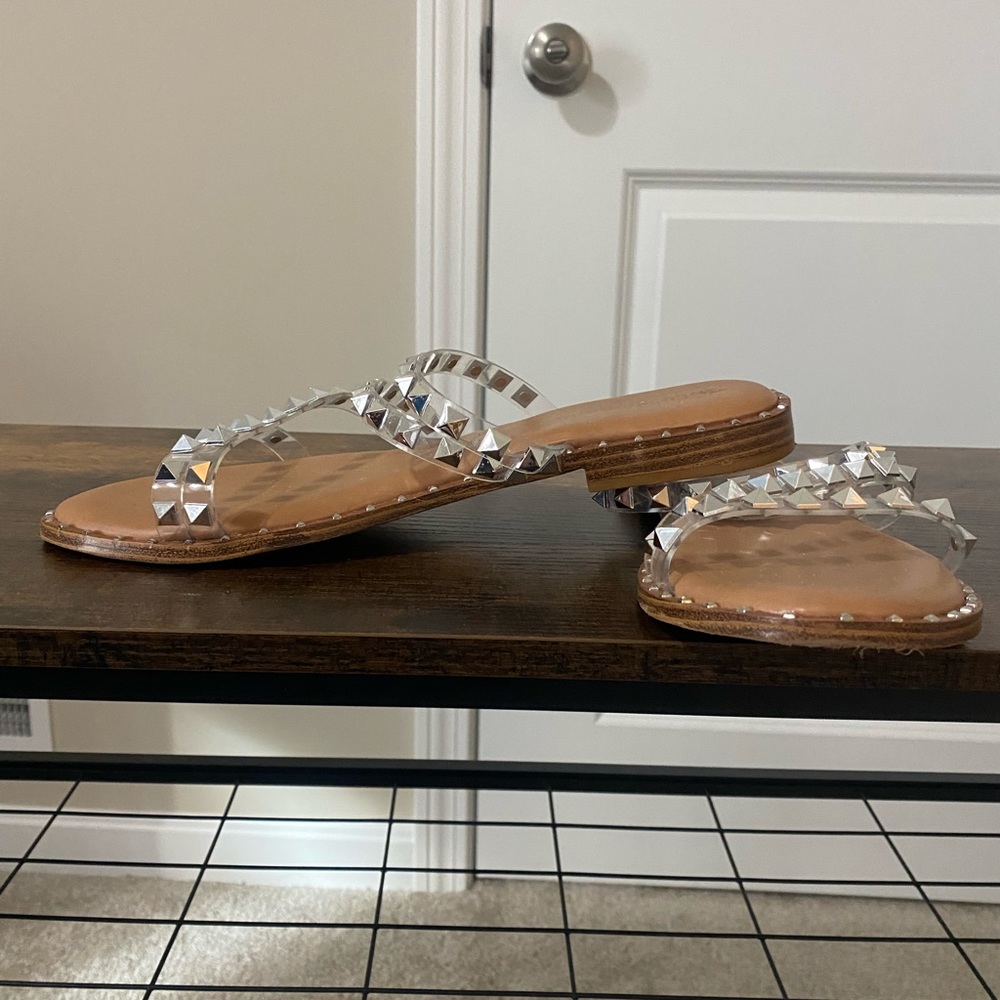 Stiffen Cushion Sandals